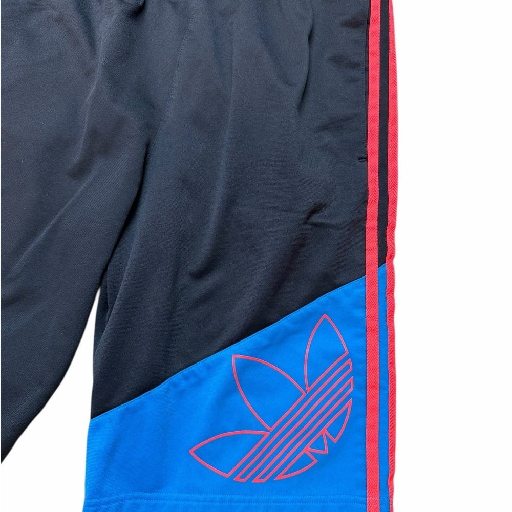 Adidas Originals Men’s Adicolor Trefoil Logo Sweat Shorts - Picture 2 of 6